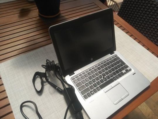 Full HD IPS panellal HP elitebook Core i5-6300/ 8gb ddr4/SSD