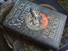G.R.R.Martin: Fire and Blood -angol