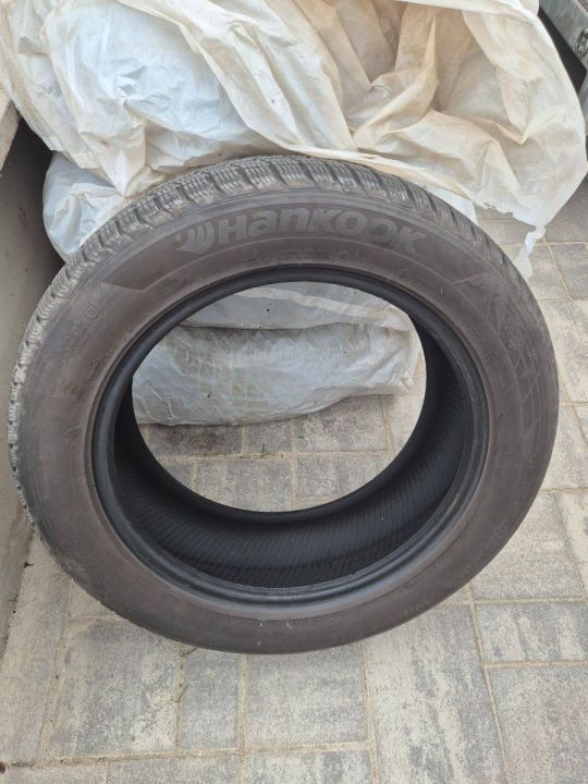 Hankook EVO2 SUV téli gumi – 235/55 R18