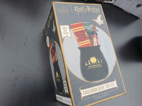 Harry Potter Cauldron Desk Tidy Set -üst+írószerek+kapszul