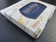 Harry Potter Hogwarts Trivia Quiz kártya + sárkány