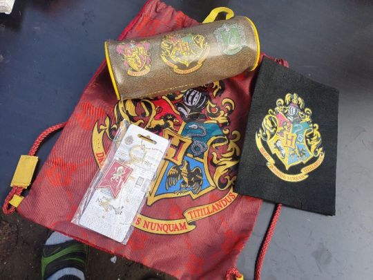 Harry Potter iskolai kollekció -tornazsák, tolltartó,füzetborító