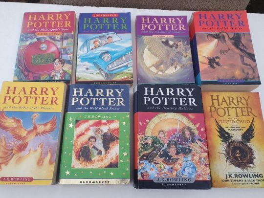 Harry Potter sorozat -8 kötet, angol nyelvű, egyszer olvasottak