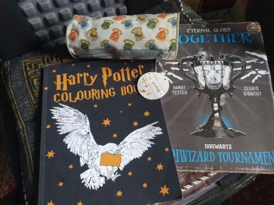 Harry Potter -színező + tolltartó, poszter-kép, kártya