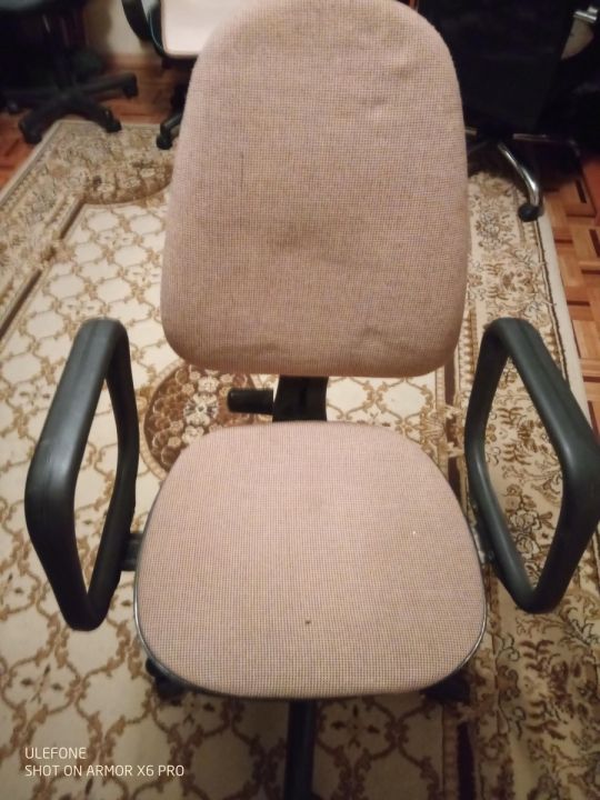 Használt irodai forgó székek eladók