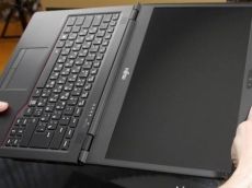 Használt laptop: Fujitsu LifeBook E747 -5.30