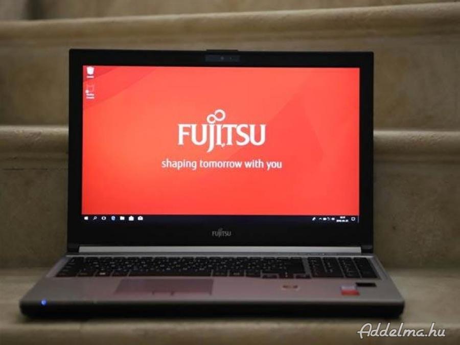 Használt notebook: Magyar billentyűzettel Fujitsu H730 -5.31