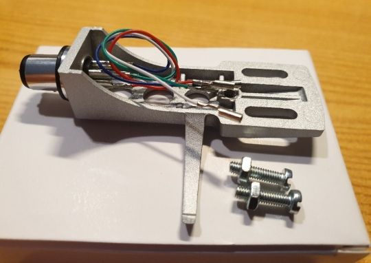 Headshell head shell ezüst 2×10 csavar + 6cm-es kábelszett bakelit