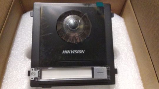 Hikvision IP kaputelefon szett, kültéri egység, süllyesztett