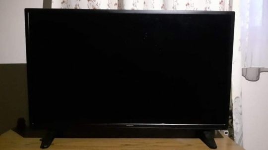 Hitachi 32HE1005 32