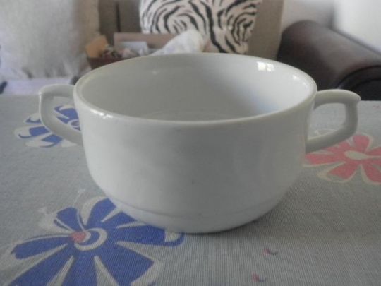 Hollóházi porcelán bögre 1777 jelzés atalpán