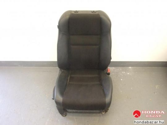 HONDA ACCORD JOBB ELSŐ ÜLÉS FÉLBŐR, 
NEM EURÓPAI.(ANGOL)  2003-2005