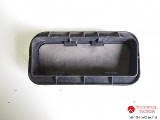 HONDA CIVIC, CR-V, HR-V HÁTSÓ LEVEGŐ KIMENETI NYÍLÁS  1999-2000