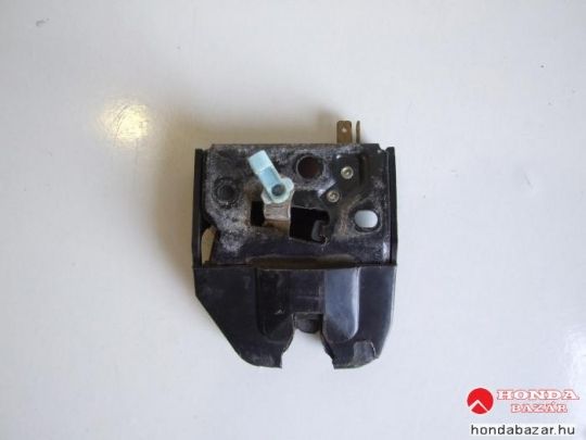 HONDA CIVIC CSOMAGTARTÓ ZÁR  1996-1998