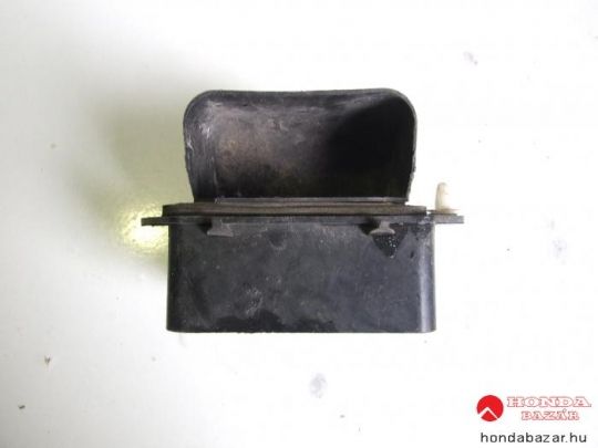 HONDA CIVIC, S2000 HÁTSÓ LEVEGŐ KIMENETI NYÍLÁS  1992-1996