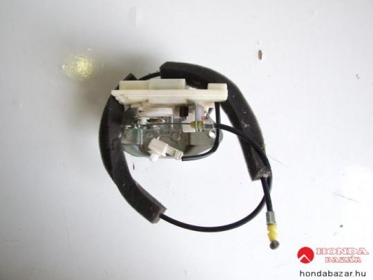 HONDA JAZZ CSOMAGTARTÓ ZÁR  2009-2011