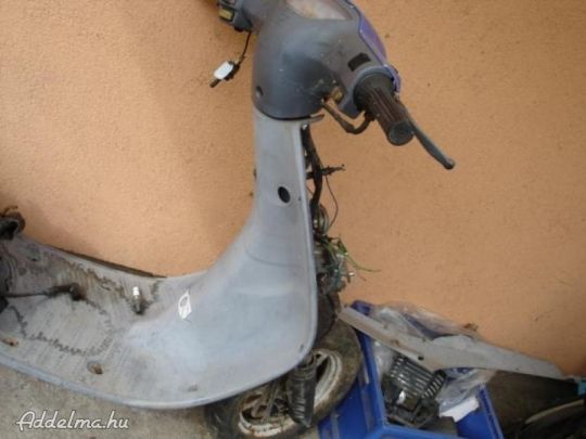 Honda  robogo alkatrészek