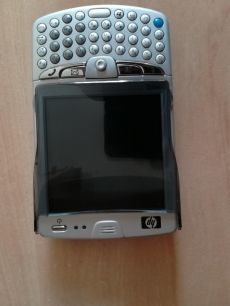 HP HSTNH-H06C mobil eladó Töltő hiányában teszteletlen