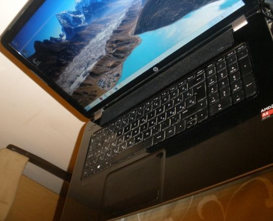 HP PAVILION 17