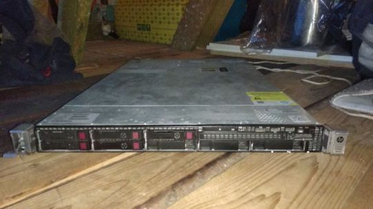 HP Proliant DL360p Gen8 szerver