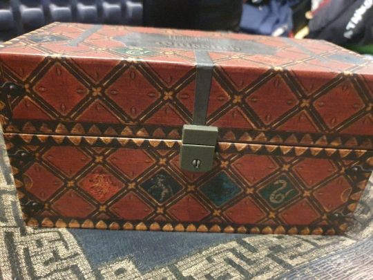 H.Potter Collectible Quidditch Set -zárható kviddicsláda -gyűjtői