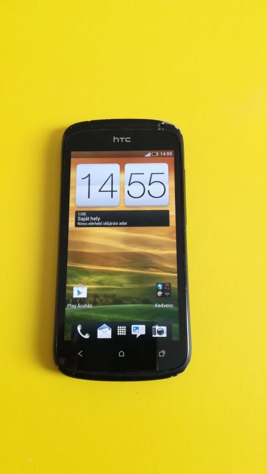 HTC one S mobil, jó telenoros, szélei kopottak.