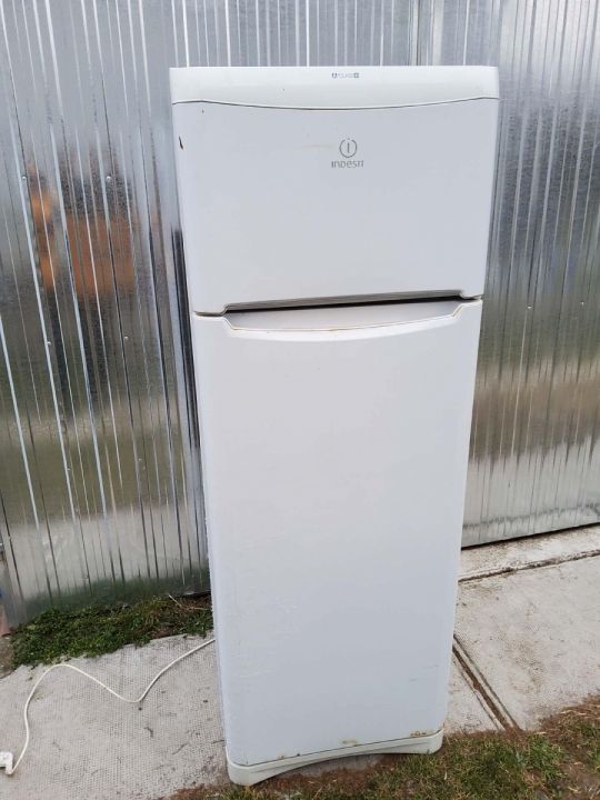 Hűtő fagyasztóval, kétajtós, Indesit TAA 5