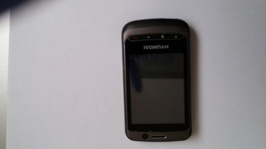 Hyundai MB-6900 telefon  eladó , lcd hibás!