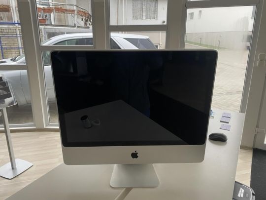 IMac 24
