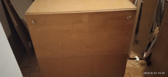 Ingyen elvihető ágyneműtartó komód