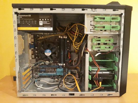 Intel i3 8Gb/250Gb számítógép