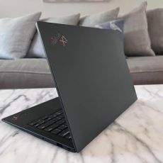 Itt az X! Lenovo X1 Carbon 5