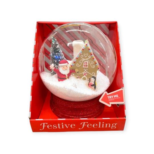 Karácsonyi hógömb Mikulással, rénszarvassal és fenyőfákkal