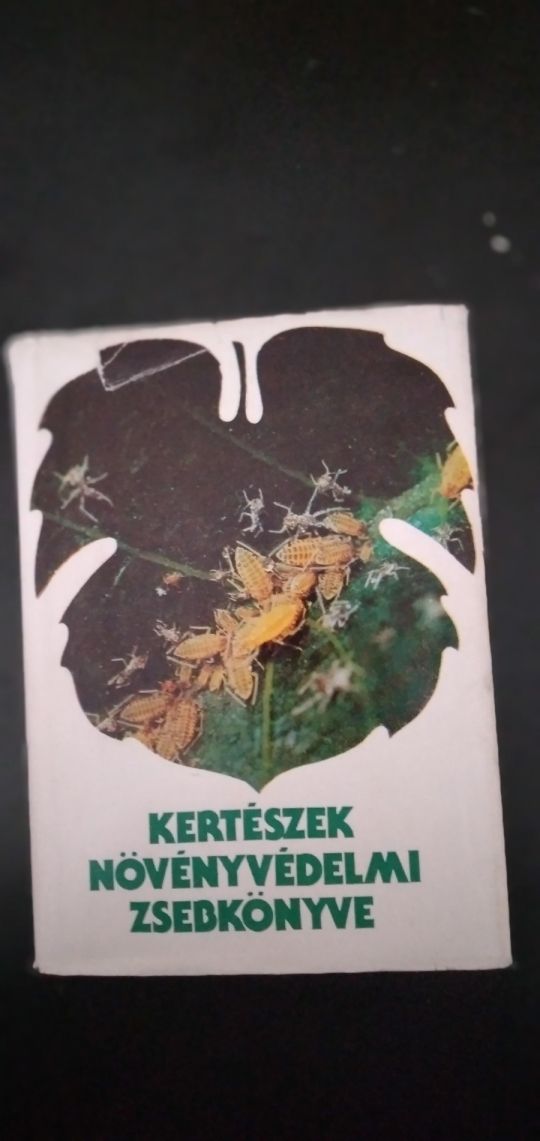 Kertészek növényvédelmi zsebkönyve