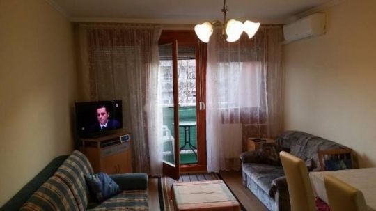 Kiadó a 11.ker Rácz László utcában egy FELÚJÍTOTT 20m2-es,