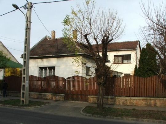 Kiadó házrész XX.kerületben!