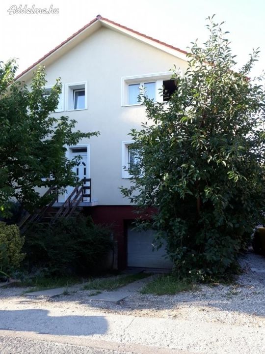 Kiadó szoba Budaörs