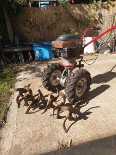 Kistraktor 4ütemű motrral