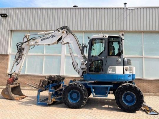 Komatsu PW98MR-6 / 2009 / 13200üó / Hid.gyorscsatlakozó /