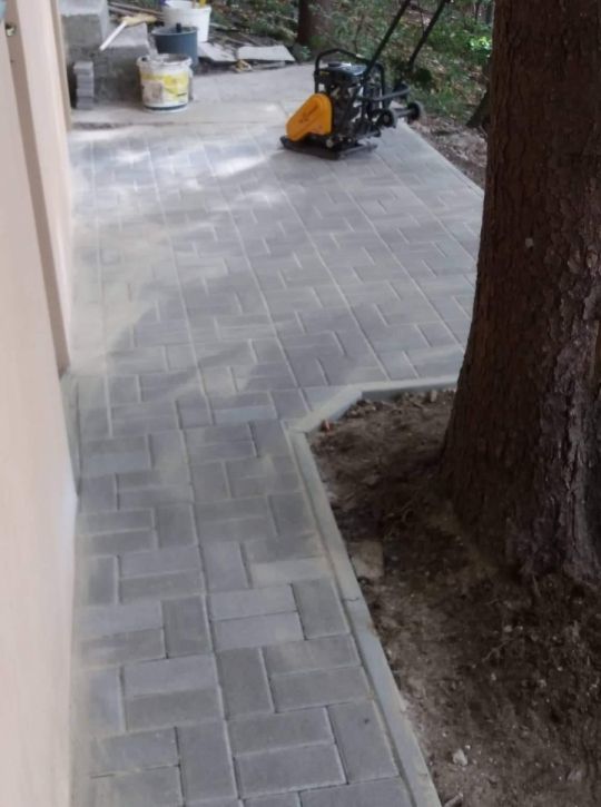 Kőműves munka teljes körű lakásfelújítás