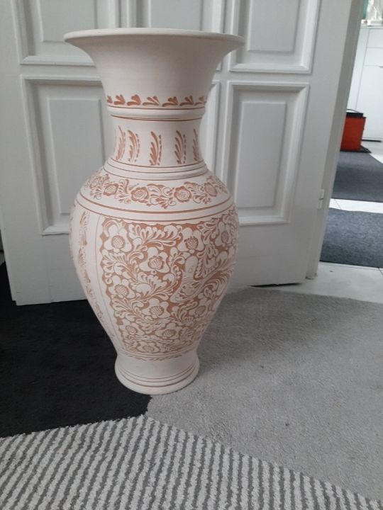 Korondi padlóváza