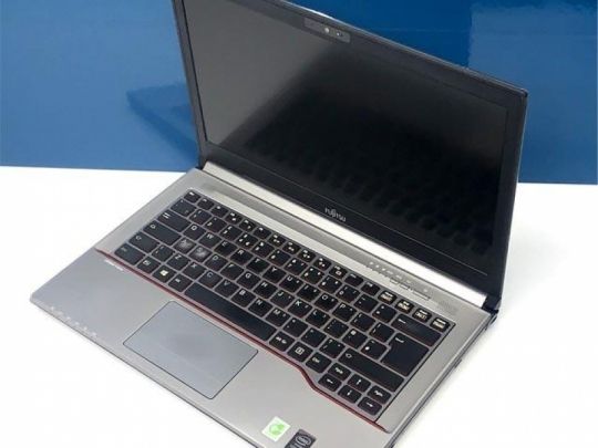 Legolcsóbban: Yaa Mata: Fujitsu (a japán) LB E744 /magyar - Dr-PC.hu