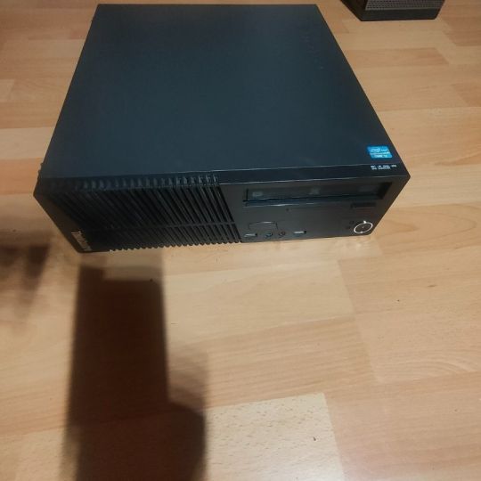 Lenovo Thinkcentre asztali PC