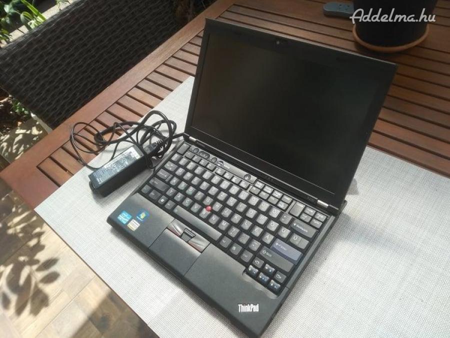 Lenovo Thinkpad x220 laptop core i5-2520m kamera SSD