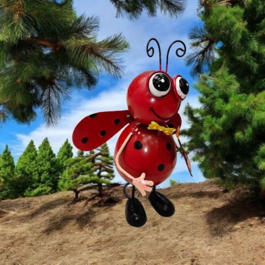 Leszúrható fém katicabogár kerti dekoráció mozgó figurával