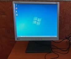 LG 17" LCD monitor Flatron L1710S