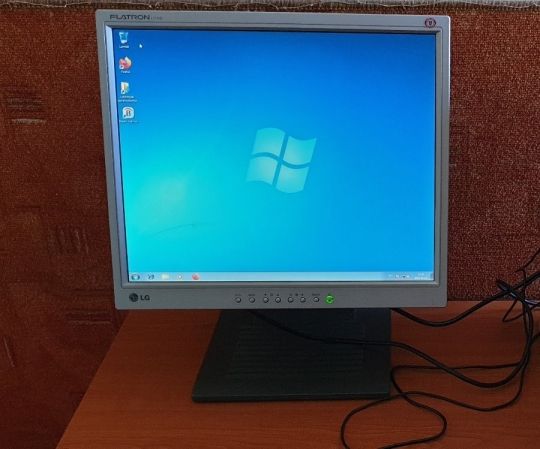 LG 17