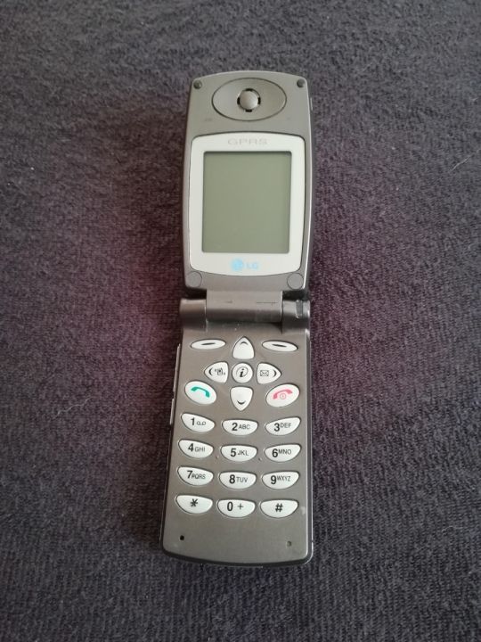 Lg g510 telefon eladó , nem reagálnak semmire.