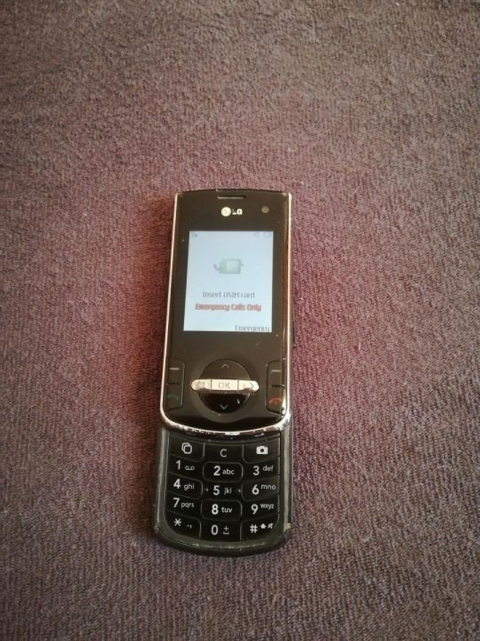 Lg gd330 telefon eladó , az 
