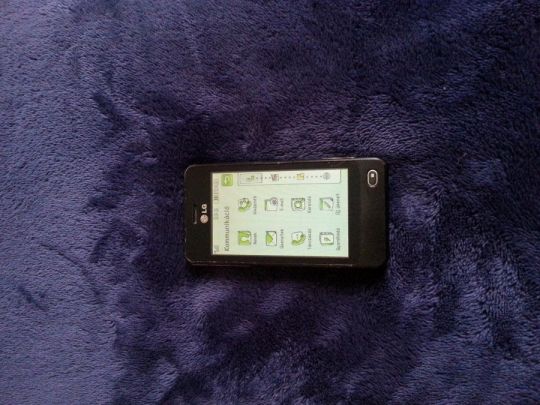 Lg gd510 telefon eladó jó és t-mobilos